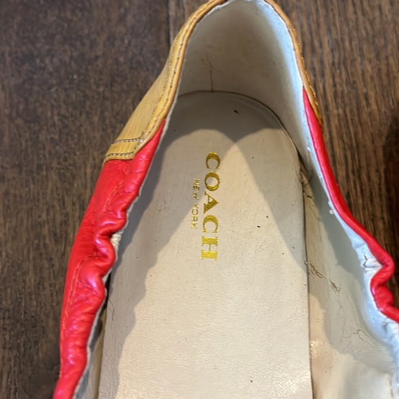 Coach flats, size 9.5💕 - Picture 2 of 10